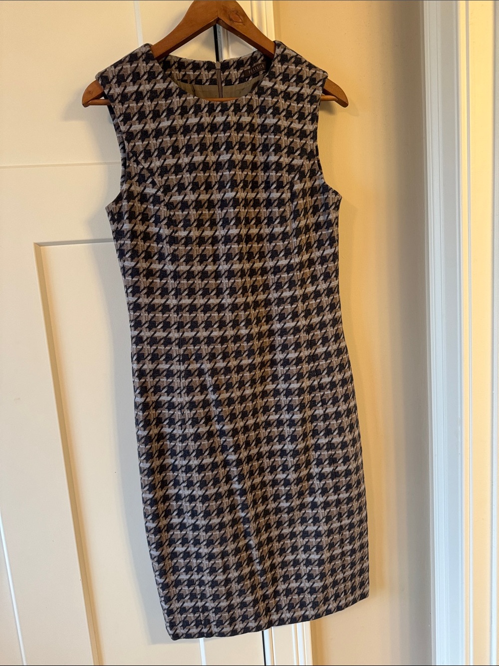 Peserico Black and White Houndstooth Sheath Dress